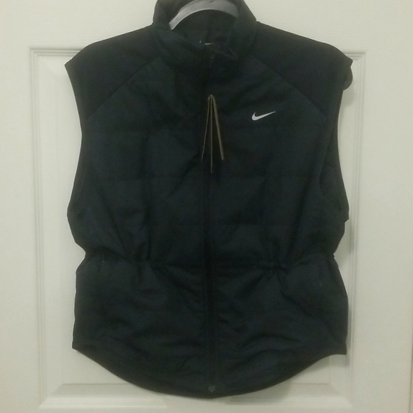 Nike Jackets & Blazers - Nike Therma-Fit Running Vest (M) NWT
